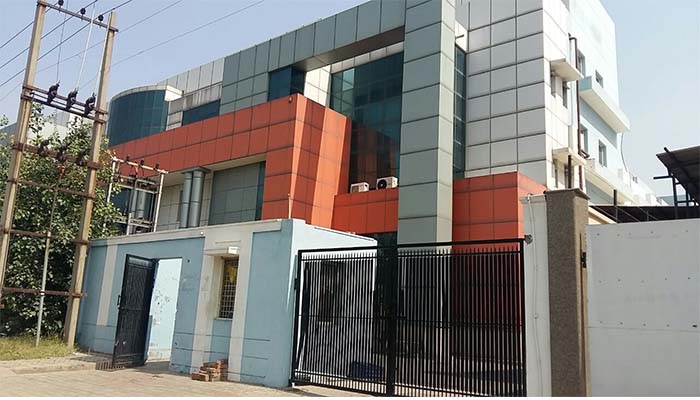 factory for rent in hosiery complex noida